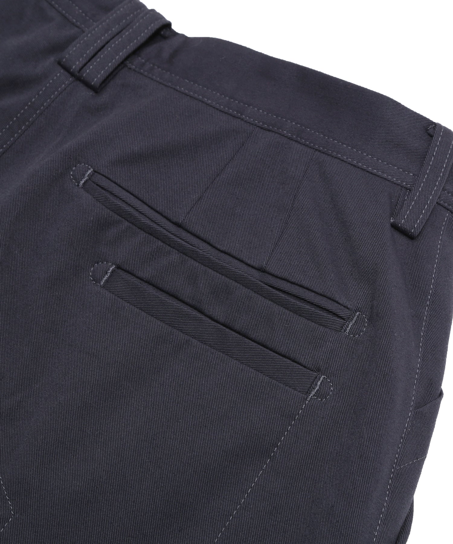 Wide Knee-Tuck Tapered Pants