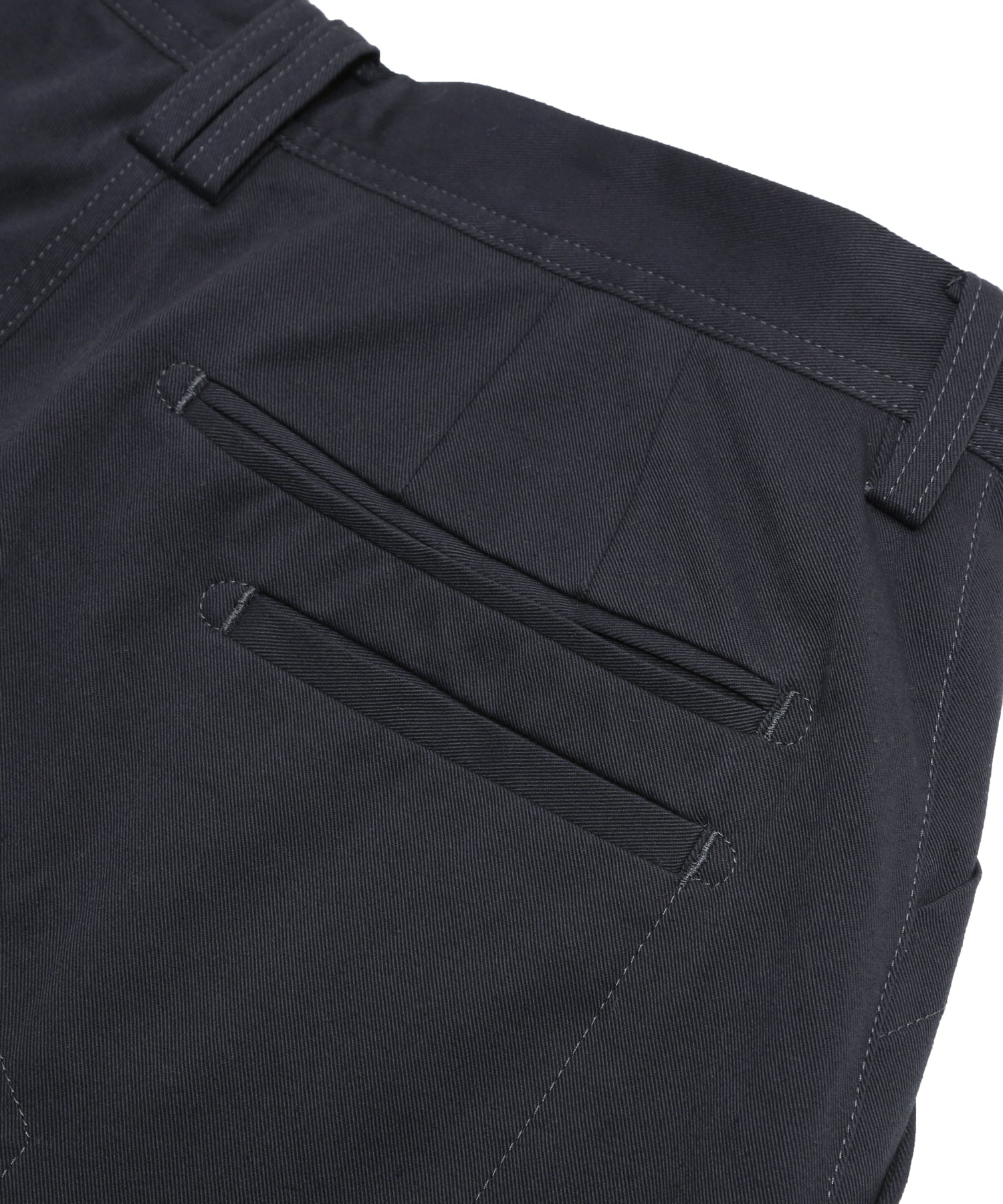 Wide Knee-Tuck Tapered Pants