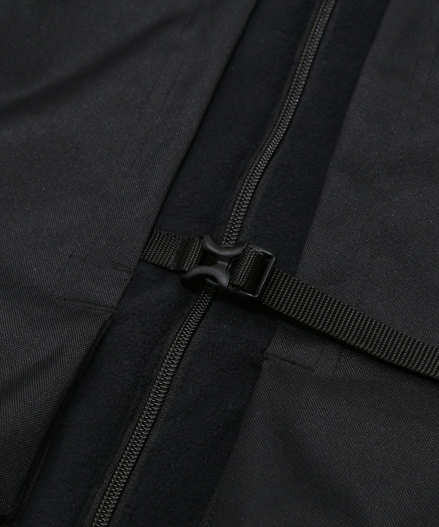 VOID COMPOUND / M25AW0105