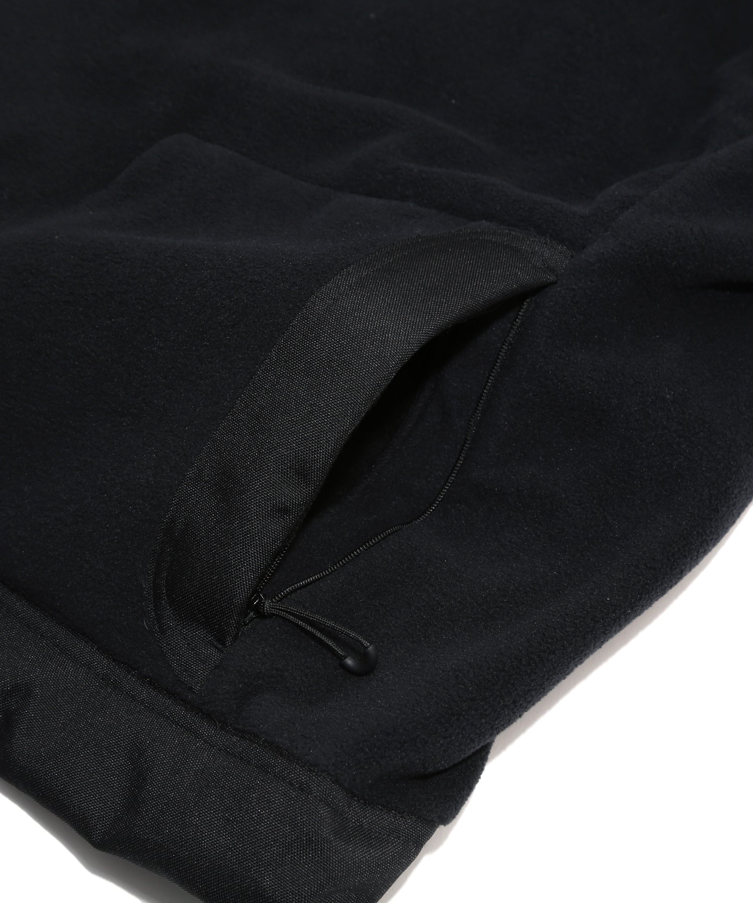 VOID COMPOUND / M25AW0105