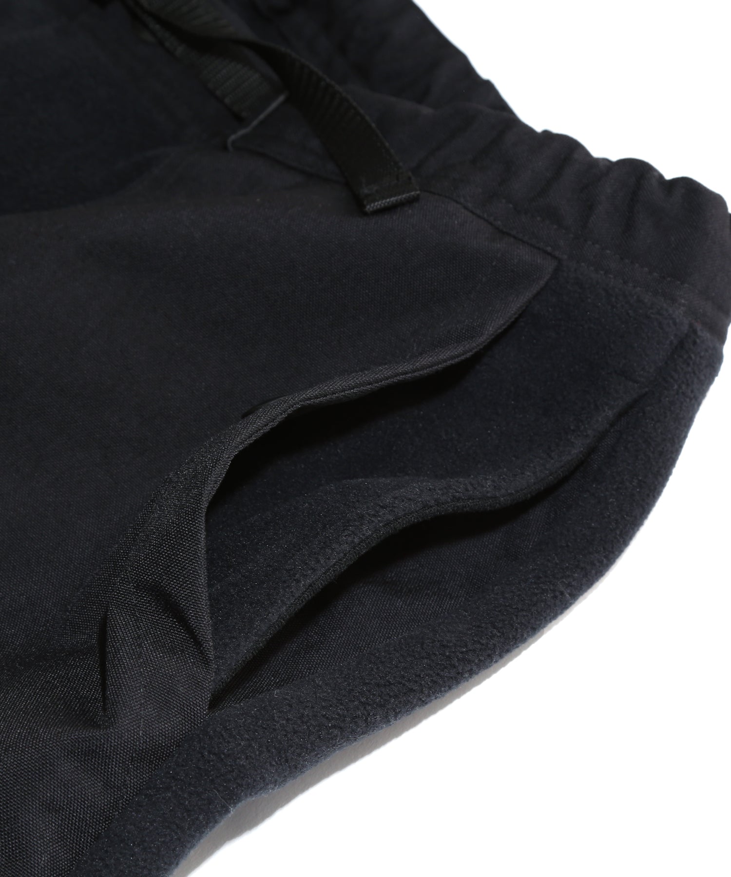 VOID COMPOUND PANTS / M25AW3102